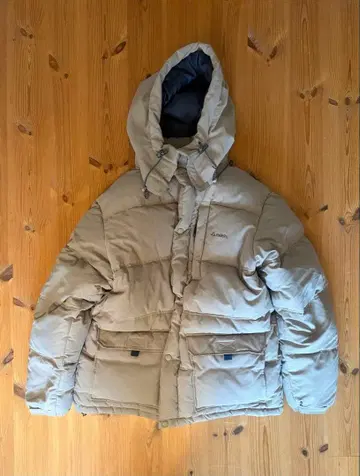 GERRY 다운 자켓 베이지 탈부착 후드