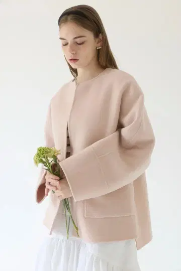 택 포함 새상품 완판 girlish 리버 울 코트 SAKURA