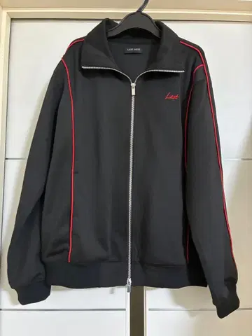 [ 새상품급 ] 라스트네스트 트랙 자켓 M 사이즈