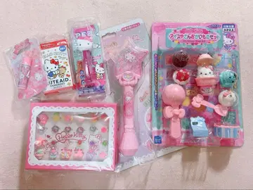 산리오 헬로키티 완구 세트 판매