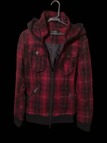 TRAVAS 울 자켓 사이즈 46