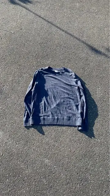 00s GAP 다크 블루 크루넥 스웨터