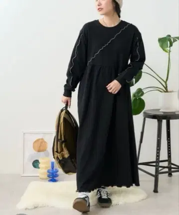 프릭스스토어 프릴 긴팔 티셔츠 원피스 블랙