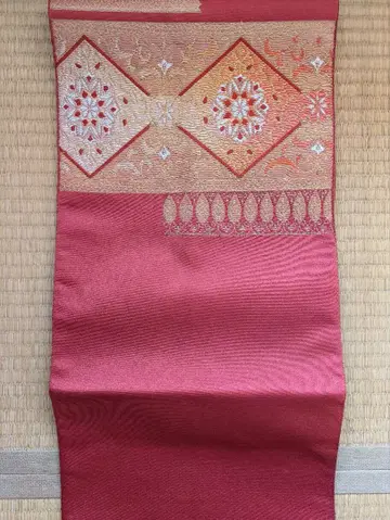 빨간색 자수 나고야 오비