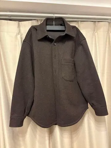 유니클로 UNIQLO 다크 브라운 코트