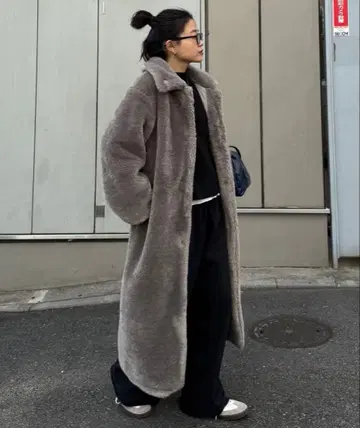 [ willow ] 베어 보아 롱 코트