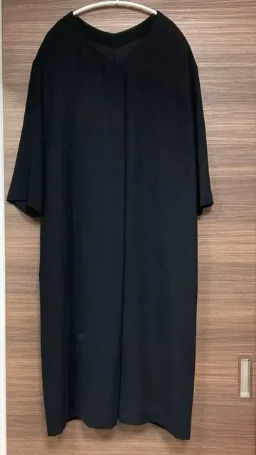 블랙 V넥 7부 소매 원피스