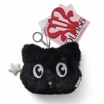 범규 착용 브랜드 YOUHEE 파우치 키링