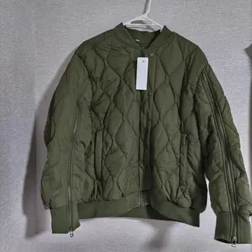 GU rohk 퀼팅 블루종