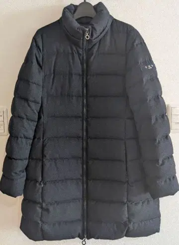 TATRAS 타트라스 라비아나 네이비 후드 퍼 롱 다운 자켓