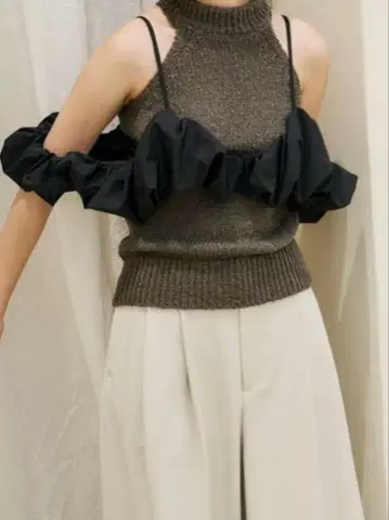 NOTREemor shell silhouette bustier 뷔스티에