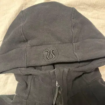 [lululemon] 스쿠바 후디 IV 라이트 그린 사이즈 4