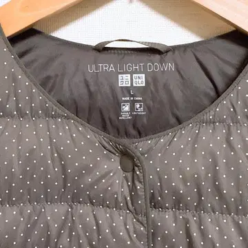 수납 봉투 포함 도트 유니클로 울트라 라이트 다운 L 브라운 계열