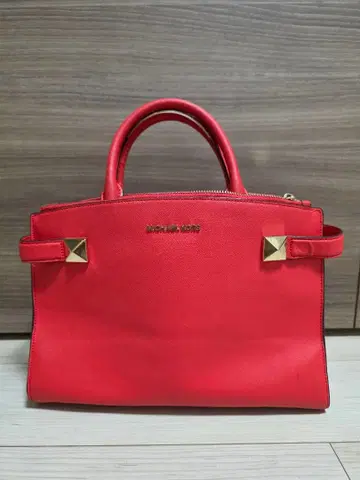 마이클코어스 핸드백 숄더 가능