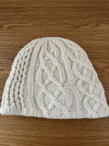 새상품급 mature ha 니트 모자