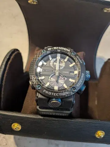 새상품급 G-SHOCK 그래비티 마스터 GWR-B1000 카본