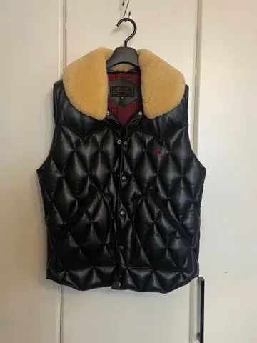 플랫 헤드 RJB 라무 가죽 다운 베스트 38