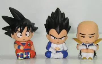 반다이 기다림 드래곤볼 3개 세트입니다