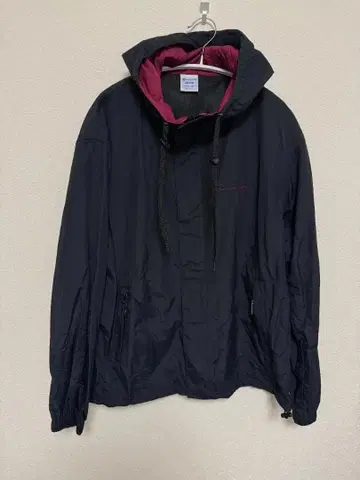 [컨디션 최상] Champion 나일론 자켓 M 사이즈 블랙/레드