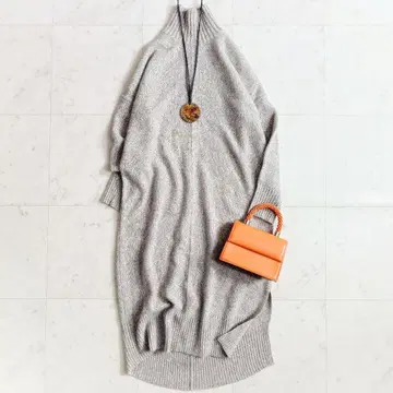 컨디션 최상 투모로우랜드 캐시미어 혼방 하이넥 니트 원피스 멜란지 그레이