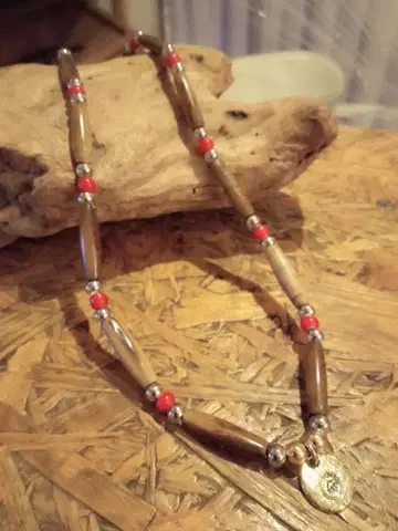 타타키 메탈 펜던트, 화이트 하트, 올드 후크, 본 비즈, 목걸이