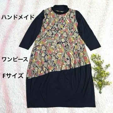 핸드메이드 오프 터틀 티셔츠 x 일본풍 패턴 절개 원피스 F 사이즈