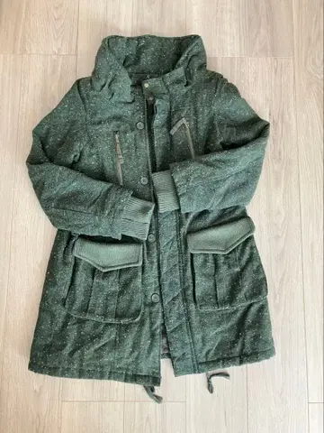 밀리터리풍 다운풍 코트 다크 그린 캐주얼 아우터 코트