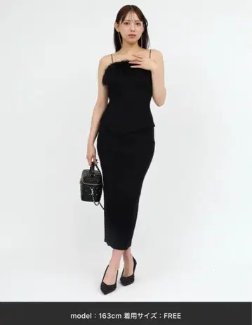 퍼 베어 니트탑 x 타이트 스커트 SET UP