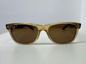 Ray-Ban RB2132 뉴 웨이페어러 945/57 편광