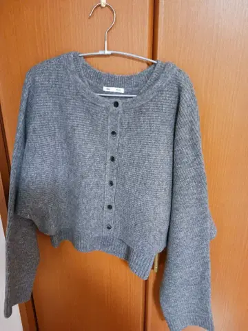 GU 퍼프 니트 2피스 가디건 그레이