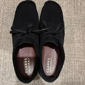 사이즈 EU 41 Clarks GORE-TEX 왈라비 스웨이드 블랙
