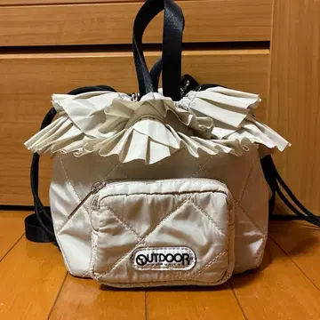 [ 새상품급 ] outdoor 아웃도어 프릴 숄더백 프릭스스토어