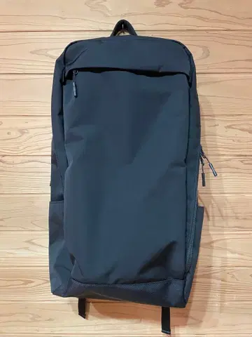 UNIQLO 유니클로 기능성 백팩 대용량