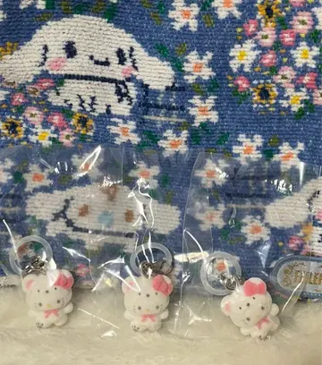 산리오 메지루시 액세서리 후와후와 스노우 헬로키티