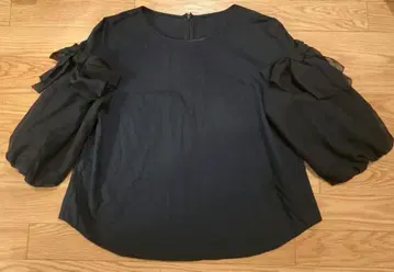 STRAWBERRY-FIELDS 스트로베리 필드 블라우스