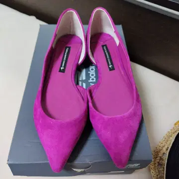 핑크 스웨이드 스틸레토 플랫슈즈 38