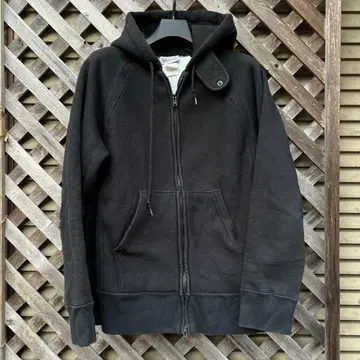 엔지니어드 가먼츠 WORKADAY 블랙 후드티 L 사이즈