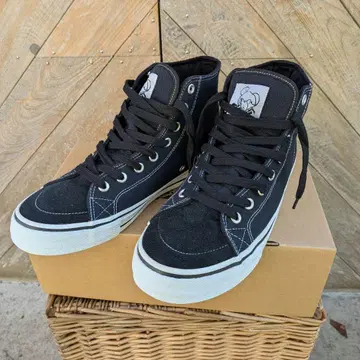 새상품급 27.5cm 포제스트 하이컷 스니커즈