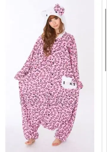 헬로키티 HELLOKITTY 인형옷 레오파드 무늬 핑크 파자마