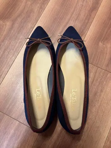 [ 23.5cm ] 르 타롱 네이비 스틸레토 플랫슈즈