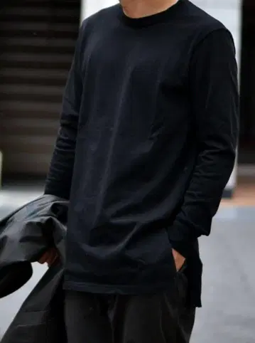 카즈유키 쿠마가이 어태치먼트 티셔츠