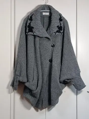 사에라 HISCHRONE 판초풍 코트