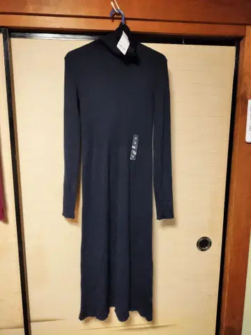 UNIQLO 네이비 터틀넥 니트 원피스 S