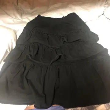 제딕스 블랙 플레어 스커트