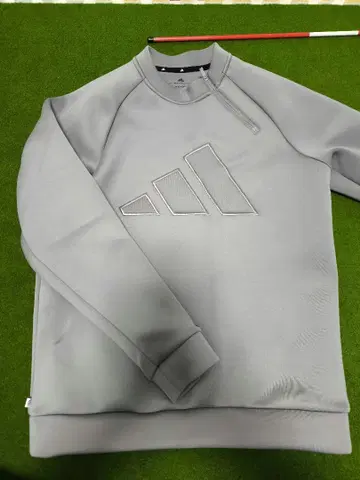adidas 그레이 스웨터 M 사이즈