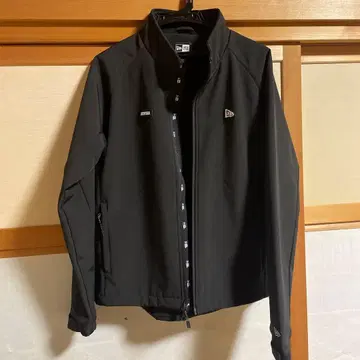 [ 새상품급 ] New era 쉘 자켓 M 사이즈