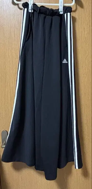 adidas 롱 스커트 블랙