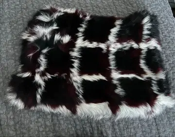 12000엔 새상품 LAZY SUSAN 클러치백 퍼 토끼