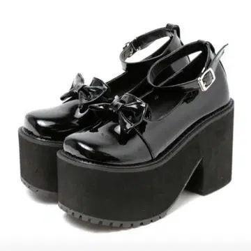BUBBLES 에나멜 리본 펌프스 블랙 37 M