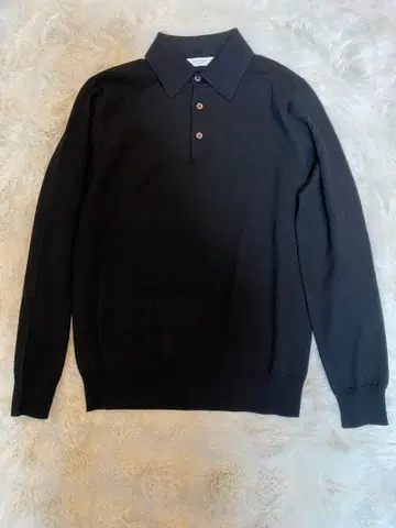 COSTANZA 블랙 니트 피케 셔츠